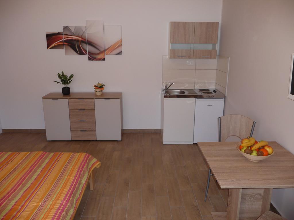 Apartments & Rooms Milka أوماغ المظهر الخارجي الصورة
