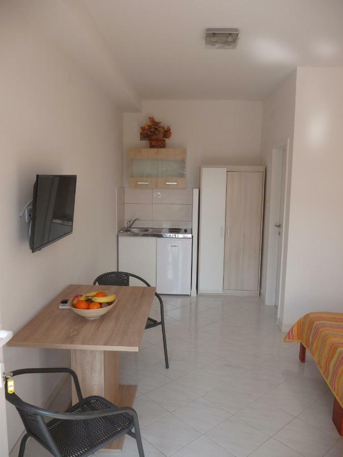 Apartments & Rooms Milka أوماغ المظهر الخارجي الصورة